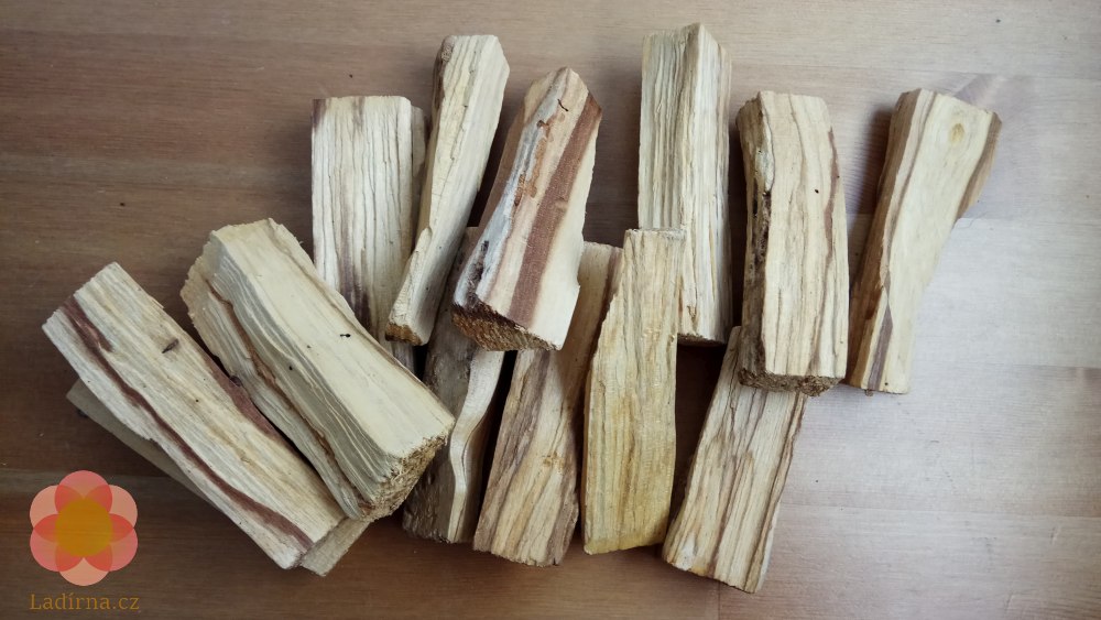 Vykuřovadlo Palo Santo ("Svaté dřevo") - celá dřívka - Obrázek 4